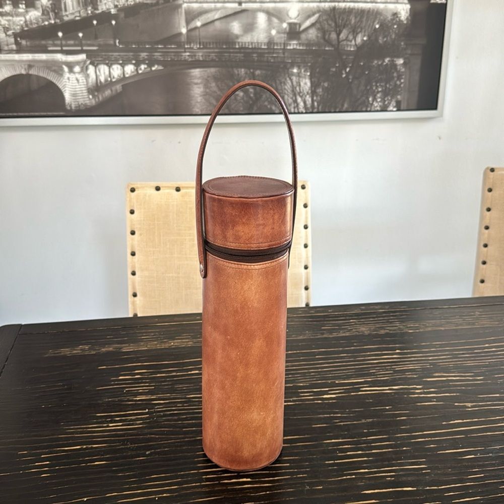 Fossil Genuine Leather Wine Bottle Case Holder Handle Zipper Tan Brown Taupe